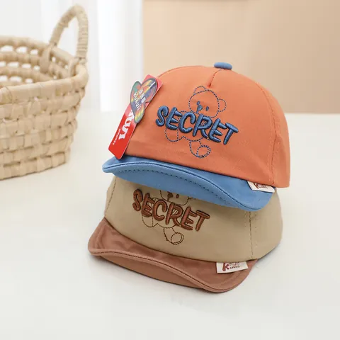 Berretto da Baseball Neonato Visiera Morbida Cotone Carino Ricamo Orso Lettera Cappello Parasole per Bambini Ragazzi Ragazze