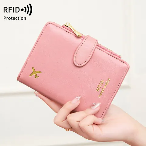 Protège-passeport de Voyage avec Protection RFID en Cuir PU Portefeuille Organisateur de Documents Multifonctionnel Avec Fentes pour Cartes et Motif Avion