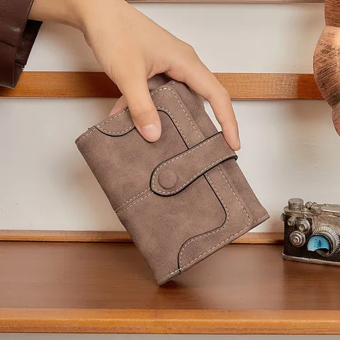 Damen Vintage Matte PU Leder Kurze Geldbörse RFID Schutz Mehrere Kartenschlitze Reißverschlusstasche Mode Minimalistisch Kleiner Geldbeutel