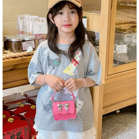 Mädchen Mini PU Leder Umhängetasche Wellenkante Schleife Metallkette Handtasche Niedlich Süß Accessoire Geldbörse Für Kinder