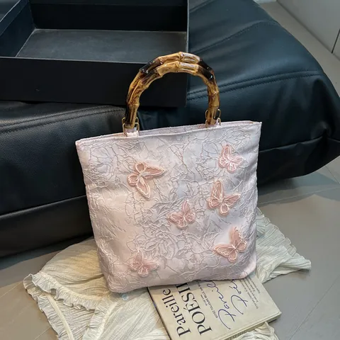 Damen Neo-Chinesischer Stil Tote Bag Mit Bambusgriff 3D Schmetterling Spitze Stickerei Jacquard Handtasche Retro Stofftasche