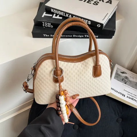 Borsa Tote da Donna a Scacchiera Intrecciata in Pelle PU Borsa a Mano Retro Con Ciondolo in Perline Tracolla Rimovibile