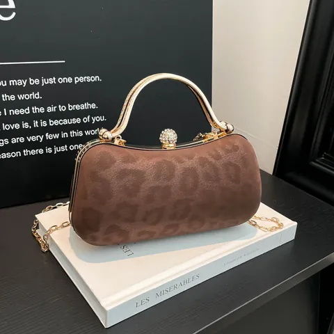 Bolso de Noche de Tela con Estampado de Leopardo Hebilla de Strass Asa de Metal Cadena Bandolera Clutch Mujer Banquete