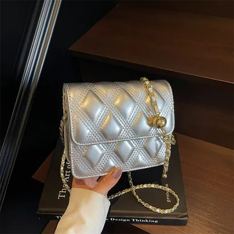 Bolso Bandolera Acolchado de Rombos para Mujer Cuero PU Mini Bolso Cuadrado Con Correa de Cadena de Bola Dorada Ajustable