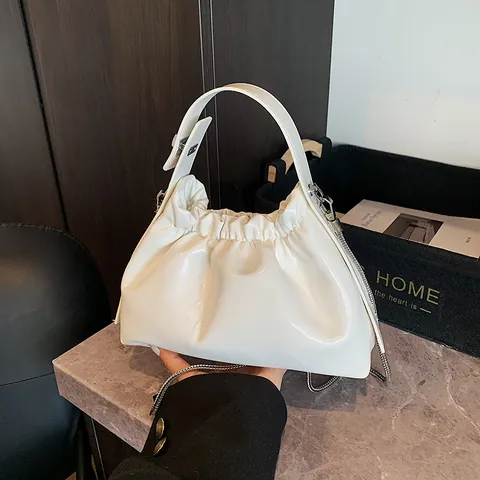 Bolso Nube Fruncido Moderno Cuero PU Brillante Bandolera Con Cadena de Metal Bolso de Mano Plisado Bolso Cuadrado Mujeres