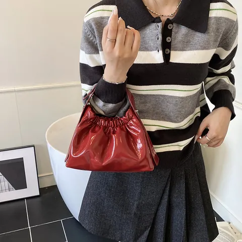 Bolso Nube Fruncido Moderno Cuero PU Brillante Bandolera Con Cadena de Metal Bolso de Mano Plisado Bolso Cuadrado Mujeres