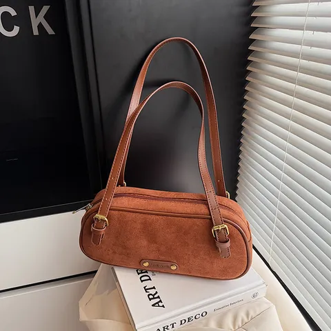 Bolso de Axila de Cuero PU Retro para Mujer Textura de Gamuza Esmerilada Bolso de Hombro Moda Urbana Simple Bolso de Mano Maillard para Uso Diario