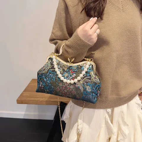 Women Vintage Embroidered Shell Bag New Chinese Floral Beaded Handbag Gold Chain Crossbody Evening Bag With Artificial Pearl Handle