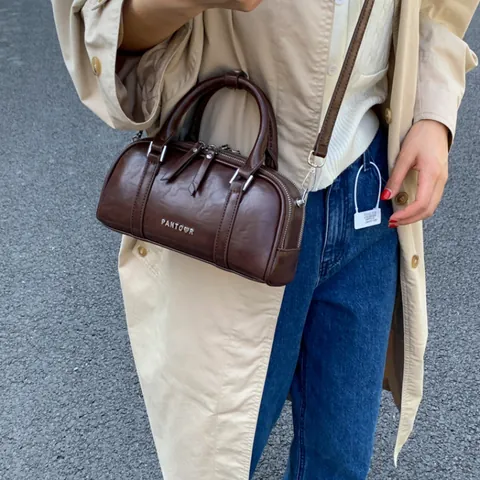 Bolso Boston de Cuero PU Vintage para Mujer Con Logotipo de Corazón de Letras Metálicas Correa de Hombro Ajustable Bolso de Mano de Moda Bolso Bandolera