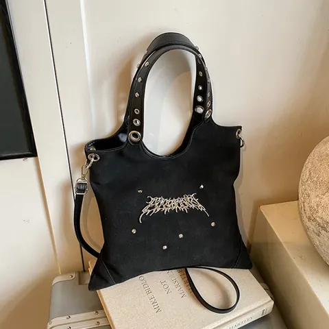 Vintage Gothic Wildleder Tragetasche Damen Punk Nieten Umhängetasche Schultertasche Mit Metallösen Dekoration