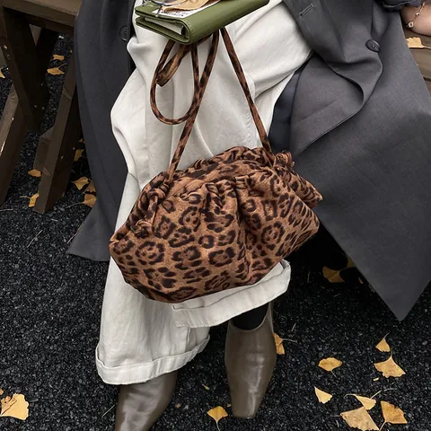 Vintage Leopard Print Suede Shell Crossbody Bag For Women Fashion Pouch Cloud Shoulder Bag Minimalist Shell Shape Bag