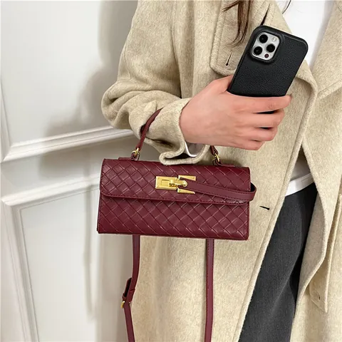 Woven Texture PU Leather Shoulder Bag For Women Vintage Crossbody Handbag With Golden Lock Top Handle Commuter Purse