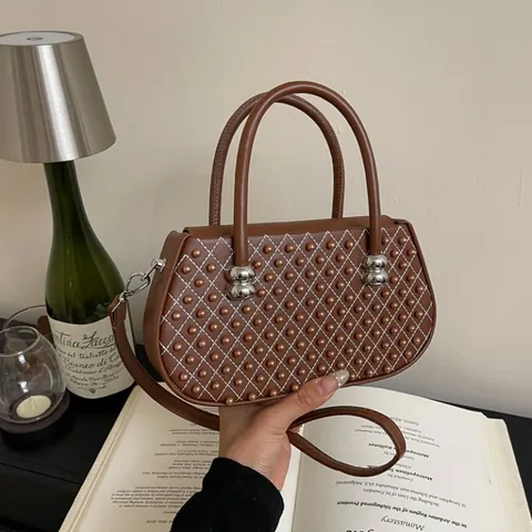 Niche Designer Women Studded Handbag PU Leather Quilted Diamond Pattern Shoulder Crossbody Bag With Silver Hardware Party Purse