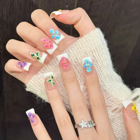 Handmade 3D Flower French Tip Press On Nails Short Square Colorful Sweet Style Manicure For Women Daily Decorative Fake Nails