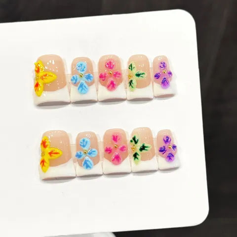 Handmade 3D Flower French Tip Press On Nails Short Square Colorful Sweet Style Manicure For Women Daily Decorative Fake Nails
