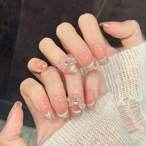Handmade Press On Nails French Pink Gradient Cat Eye Effect With Gold Glitter 3D Bow Rhinestones Manicure Set For Women