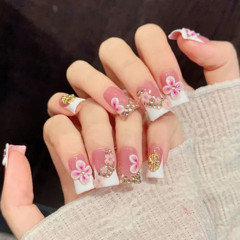 Unghie Finte a Pressione Artigianali Rosa Fiori Segno Dollaro Oro Strass Becco d'Anatra Lusso Dolce Cool Moda Donna