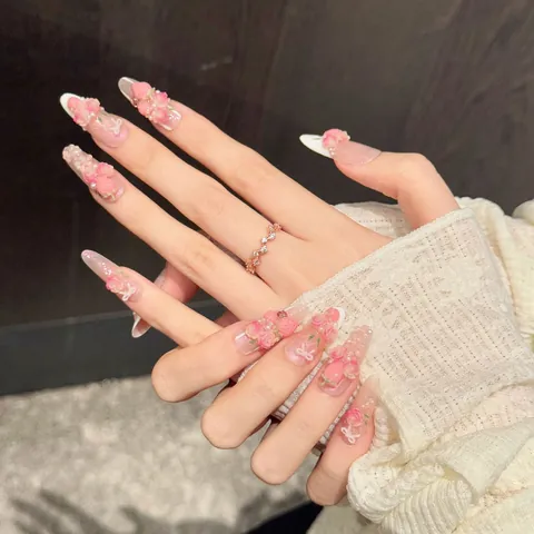 Unghie Finte Fatte a Mano Design 3D Rosa Fragola Fiocco Sfumatura Rosa Punte Francesi Mandorla Lunga Unghie Dolci