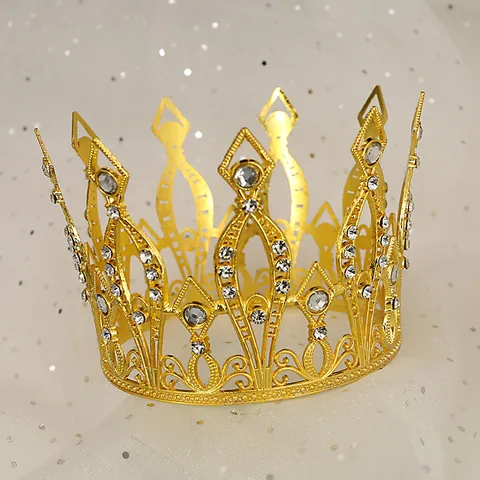 Vintage Royal Alloy Rhinestone Crown Tiara Hollow Out Crystal Hair Crown For Birthday Wedding Party Cake Topper Decoration Jewelry
