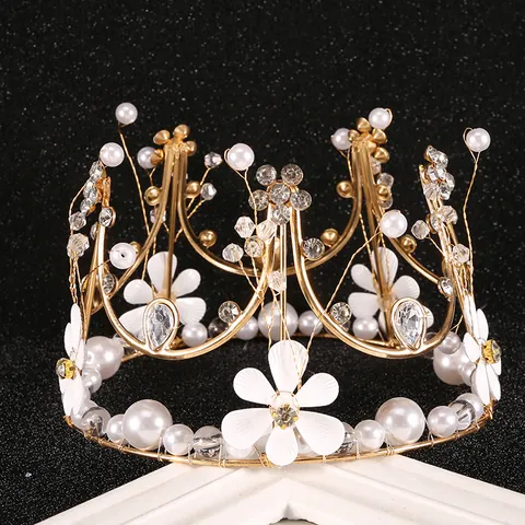Handmade Gold Metal Flower Crown Cake Topper With White Pearl and Rhinestone for Wedding Birthday Party Decoration