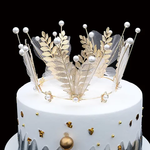 Elegant Golden Leaf Pearl Crown Cake Topper For Wedding Birthday Party Tulle Hair Tiara Accessory For Women Metal Decoration