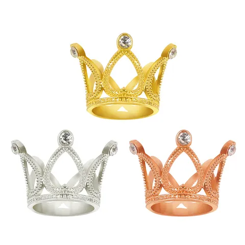 Exquisite Alloy Mini Crown Cake Topper With Heart Rhinestone Hollow Out Decorative Round Tiara For Birthday Party Wedding Baking Decoration