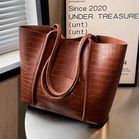 Women Large Tote Bag And Pouch Crocodile Pattern PU Leather Shoulder Bag Urban Minimalist Handbag Trendy Commuter Bag