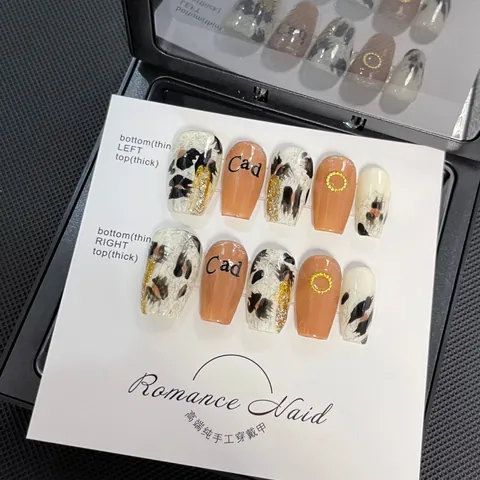 Uñas Postizas Hechas a Mano Estampado Leopardo Gris Mate Brillante Mixtas Forma Ataúd Con Decoración Strass Metal Mujer