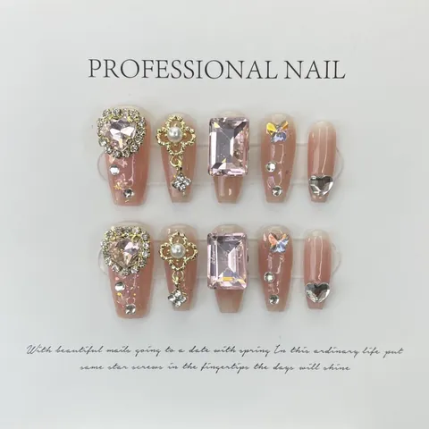 Uñas Postizas Lujosas Hechas a Mano Diamantes de Imitación Mariposa Flor 3D Acrílico Stiletto Ataúd Uñas para Mujer