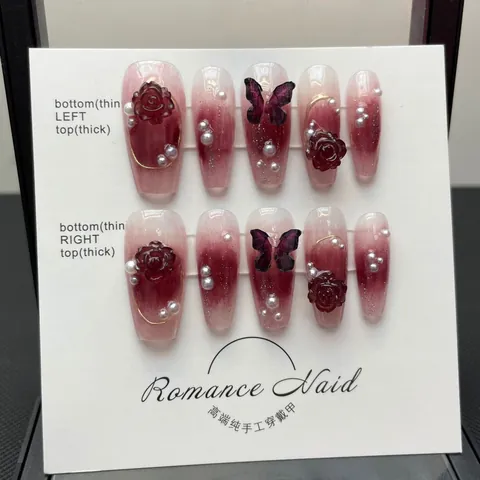 Unghie a Pressione Ombre Rosso Vino Fatte a Mano Con Fiore di Camelia 3D Farfalla Perla Artificial Set Unghie Finte a Bara Lusso