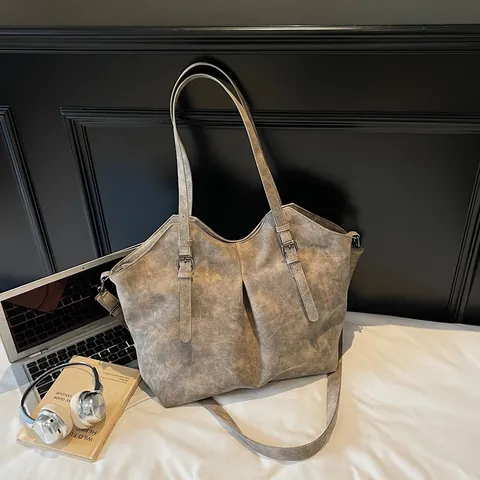 Vintage Large Capacity Women Tote Bag Matte PU Leather Minimalist Shoulder Handbag With Adjustable Strap Daily Commute Bag