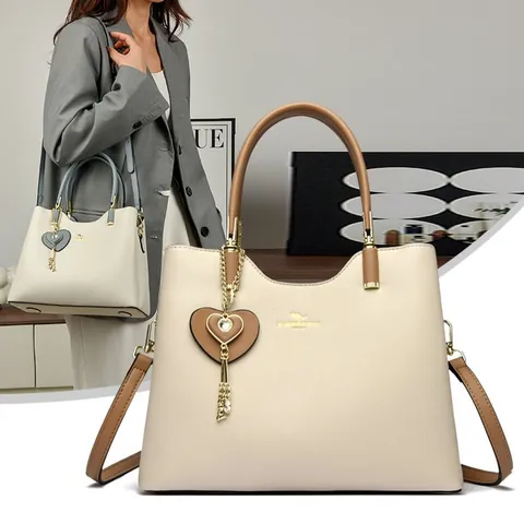 Women's PU Leather Handbag Litchi Pattern Crossbody Bag with Heart Pendant Large Capacity Shoulder Bag Trendy Daily Tote