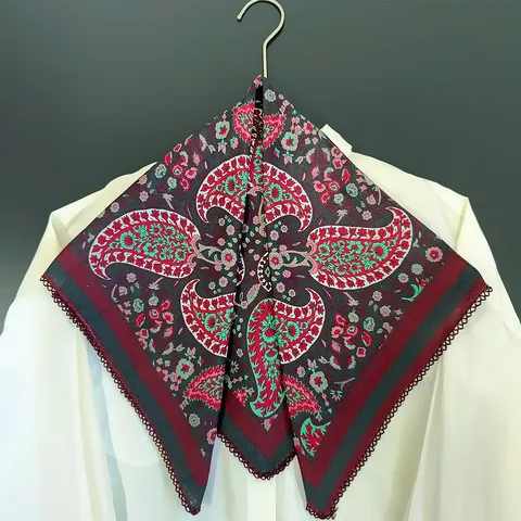 Foulard Quadrato Con Stampa Floreale Paisley Vintage per Donna Imitazione Cashmere Elegante Scialle Fronte Retro Con Bordo in Pizzo