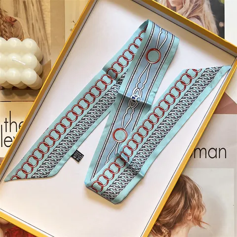 Foulard Mince en Satin pour Femmes Imprimé Maillons de Chaîne Twilly pour Cheveux Poignée de Sac Cou Accessoire Élégant