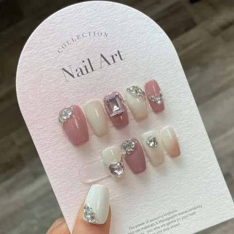 Handgefertigte Luxus Rosa Strass Künstliche Nägel Sargform Verlauf Herz Schmuck Falsche Nägel Für Damen
