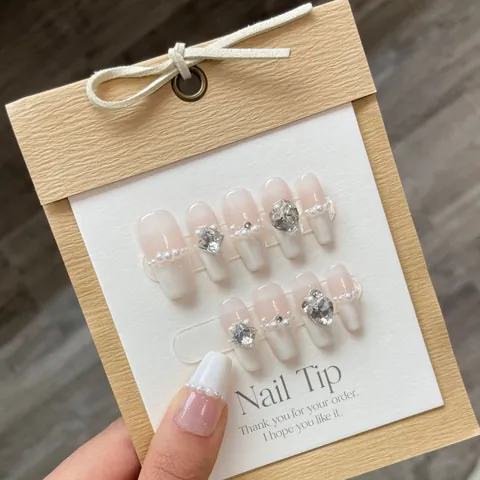 Handmade French Yogurt White Press On Nails Nude Pink Ombre Pearl Heart Rhinestone Coffin Fake Nails For Wedding Party Women