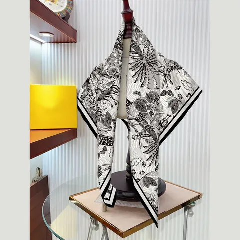 Pañuelo Cuadrado de Satén de Lujo Vintage para Mujer Sarga Estampado a Mano Flamenco de la Selva y Palmera Chal Regalo Moda