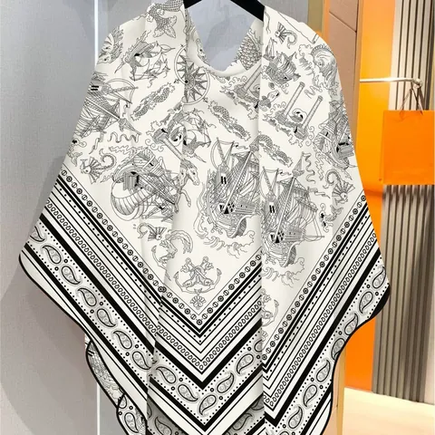Foulard Quadrato Grande da Donna Retro Nautico Tatuaggio Marinaio Arrotolato a Mano Misto Seta Lana Scialle Beige Nero Paisley