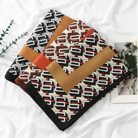 Dames Geometrische Print Sjaal Polyester Satijn Gevoel Lange Zonbescherming Omslagdoek Frans Vintage Strand Vakantie Kantoor Wrap