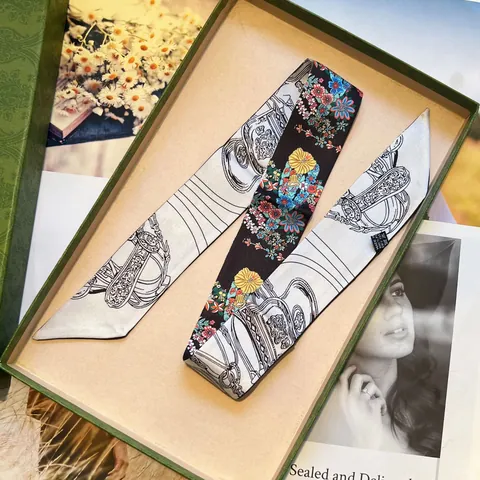 Pañuelo Twilly de Satén Con Estampado Floral Para Mujer Patrón de Arnés de Caballo Vintage Cinta para Bolso Pañuelo para Cuello Lazo para el Cabello Elegante Accesorio de Moda