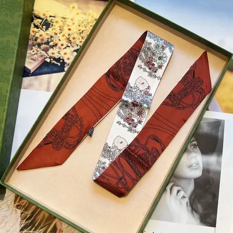 Pañuelo Twilly de Satén Con Estampado Floral Para Mujer Patrón de Arnés de Caballo Vintage Cinta para Bolso Pañuelo para Cuello Lazo para el Cabello Elegante Accesorio de Moda