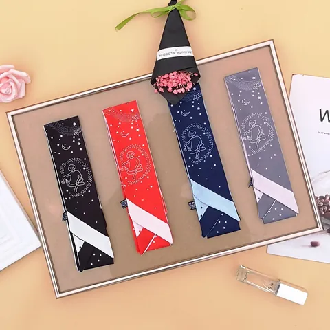 Sciarpa Twilly in Raso con Stampa Tarocchi Zodiacali Doppia Faccia Sottile per Manico Borsa Collo Capelli Fascia Donna