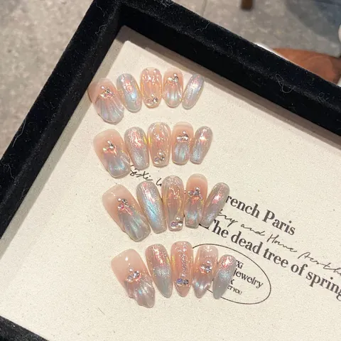 Handmade Aurora Cat Eye Press On Nails Reusable Rhinestone Artificial Pearl Decoration Mermaid Dream False Nails For Women Jewelry
