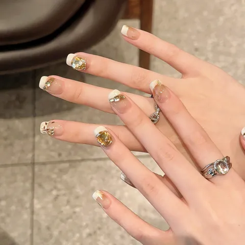 Handmade Press On Nails French Luxury Champagne Amber Smudge Design With Maple Leaf Pattern Gold Foil Rhinestones False Nails
