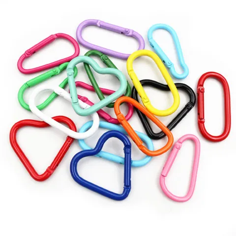 Multi Color Aluminum Alloy Carabiner Clips Heart D-Shape Spring Gate Hook For Keychain Water Bottle DIY Jewelry Making Accessories