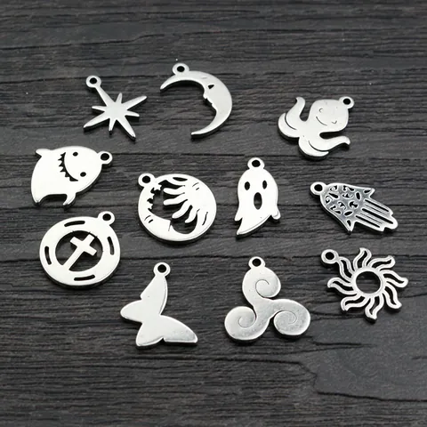 Vintage Stainless Steel Charms Pendants For DIY Jewelry Making Accessories Necklace Bracelet Butterfly Moon Star Sun Hamsa Hand Cross Ghost Octopus