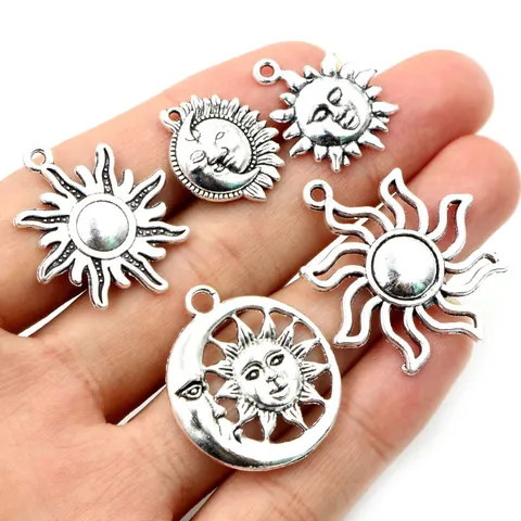 Antique Silver Zinc Alloy Sun Moon Pendant For DIY Jewelry Making Necklaces Bracelets Earring Findings Retro Celestial Charm