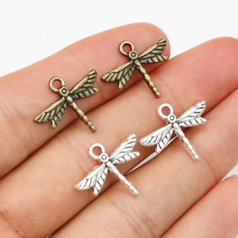 Vintage Zinc Alloy Dragonfly Pendants Antique Bronze Silver Charms For DIY Necklace Bracelet Making Jewelry Accessories