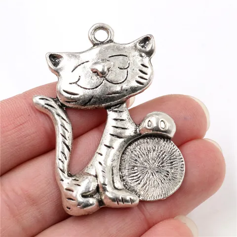 Vintage Zinc Alloy Lucky Cat Pendant DIY Jewelry Accessories For Necklace Bracelet Making Antique Silver Bronze Metal Charms