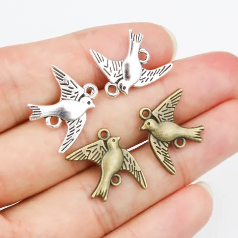 Swallow Bird Pendant Charms Zinc Alloy DIY Jewelry Making Accessories For Necklace Bracelet Antique Silver Bronze Vintage Findings